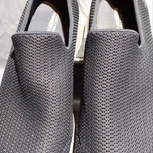 Skechers men's Gray goga mesh slip ons